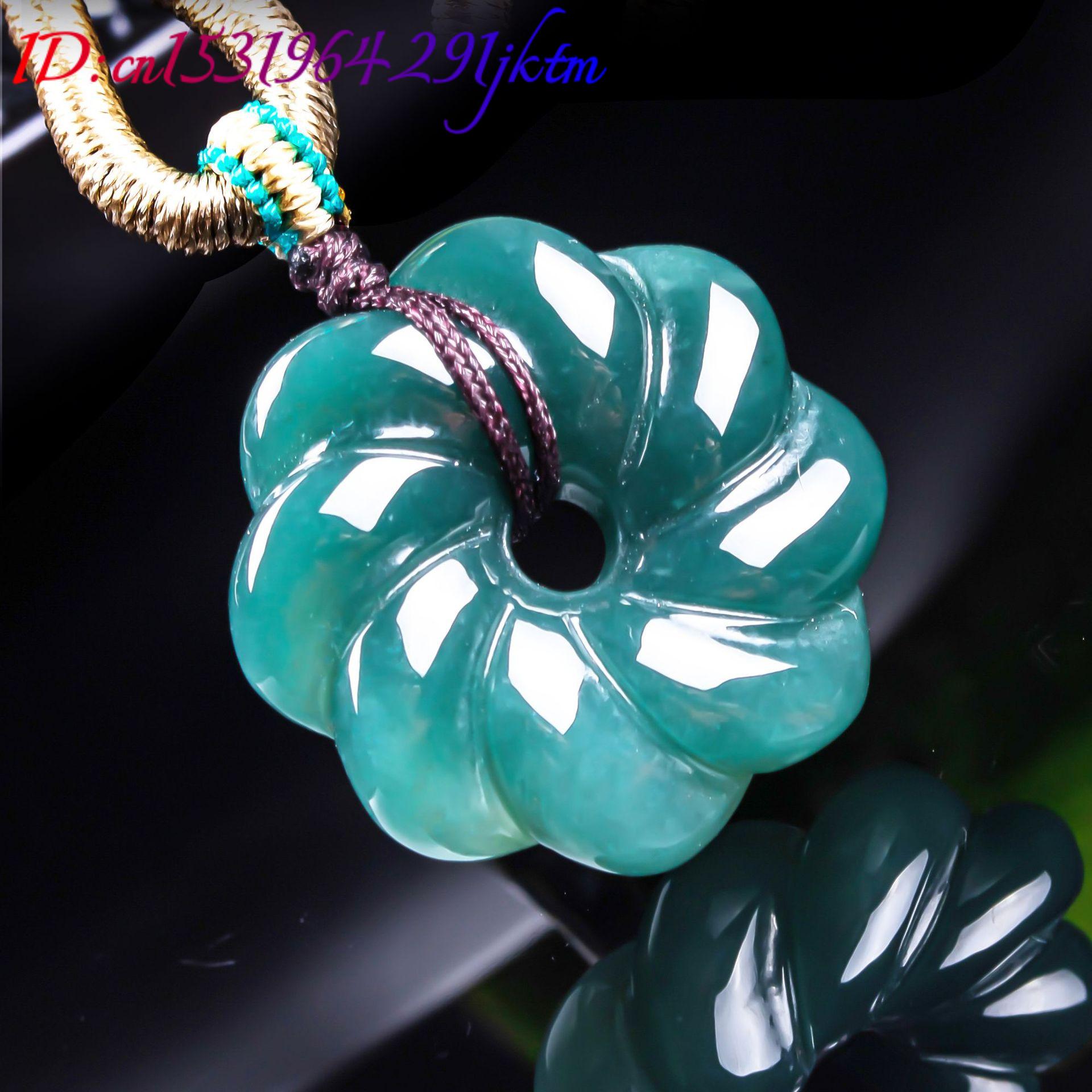 Collier avec pendentif en jade - Women Accessories Products avis et prix